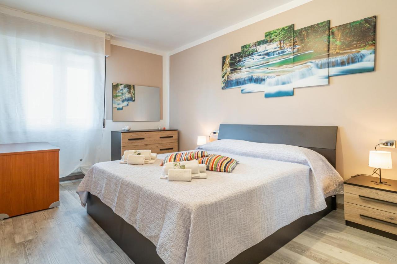 Domus Lucis Apartment Terrace & Private Parking Marinella di Sarzana Exterior photo